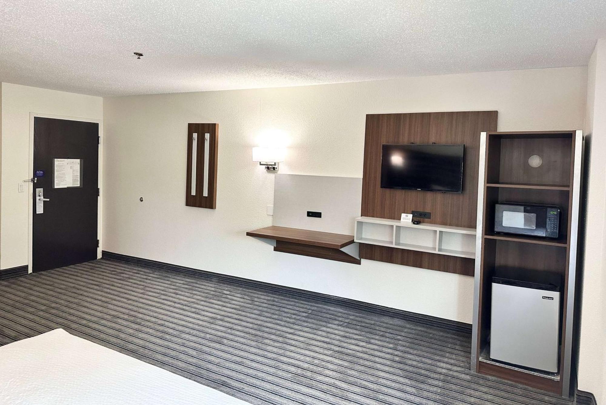 Ramada By Wyndham Lithia Springs Atlanta Hotell Eksteriør bilde